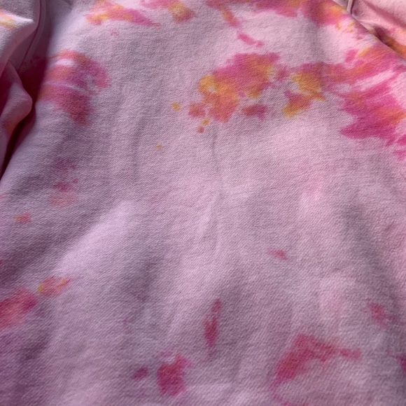 🔆Moving Sale 20% Off 🔆 Tie Dye Crewneck - Picture 4 of 6